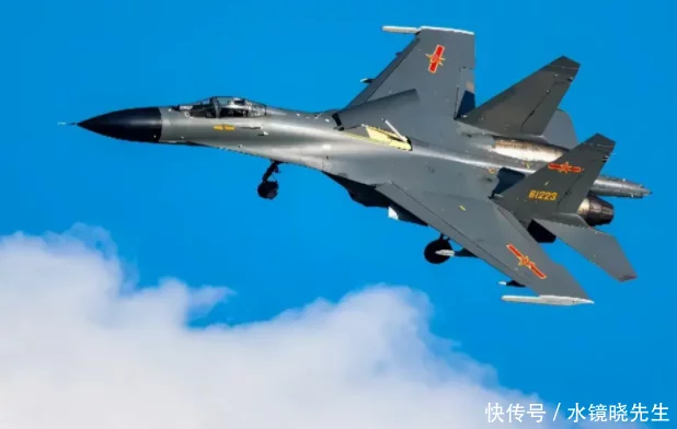 可掛載紅外成像空地導彈，殲11BG對地對海精確打擊，實力碾壓陣風